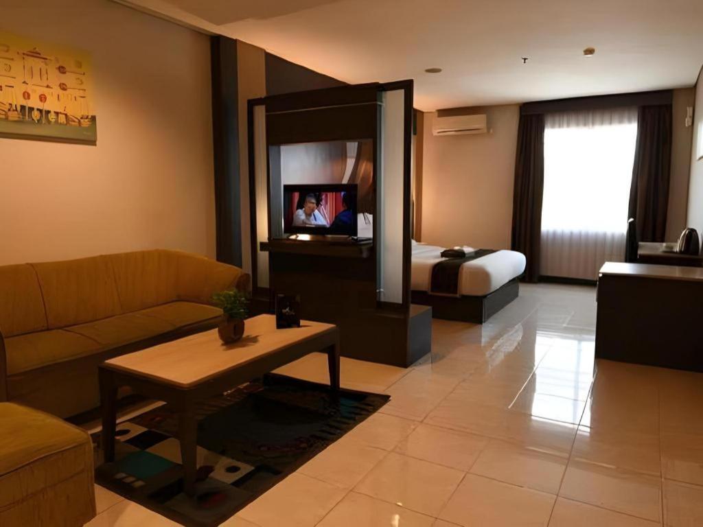 D'Arcici Hotel Cempaka Putih Yakarta Exterior foto